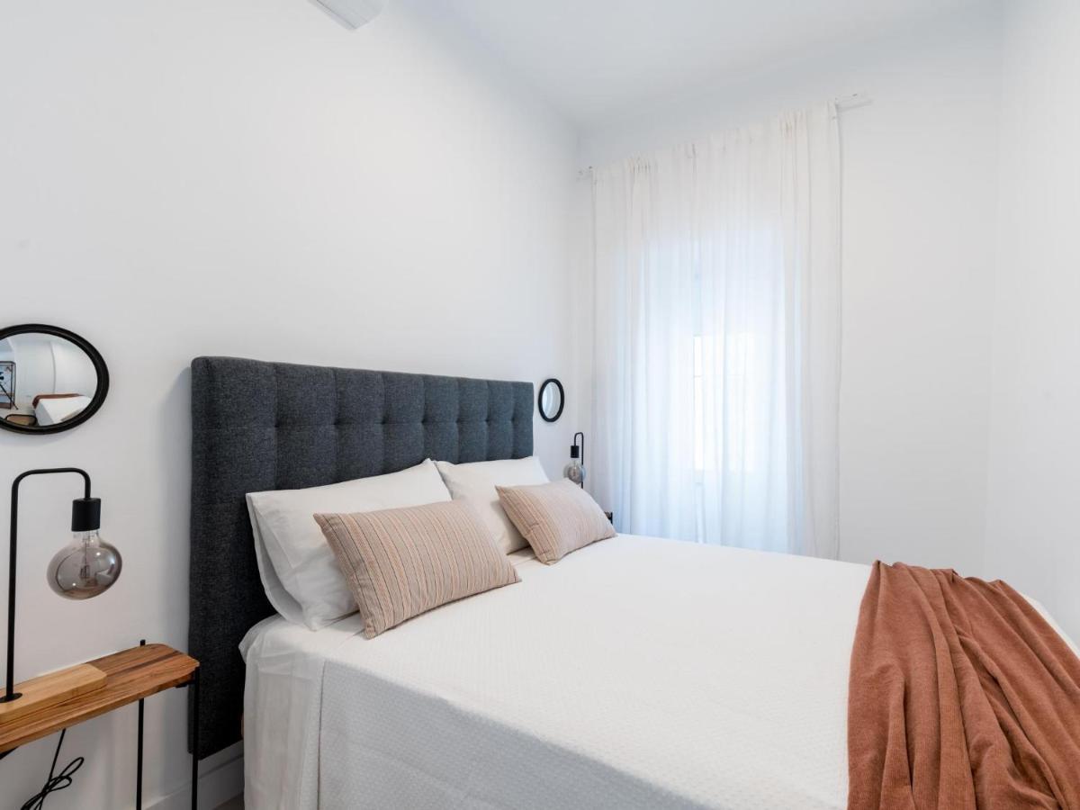 Unique Homes La Juderia Parking & Jacuzzi 세비야 외부 사진